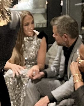 La foto que Ben Affleck no quiere ver: Jennifer López en «conversación profunda» con su mejor amigo Matt Damon