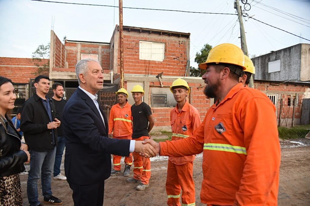 “Estamos reconstruyendo la ciudad”: la Municipalidad comenzó una obra clave en Altos de San Lorenzo