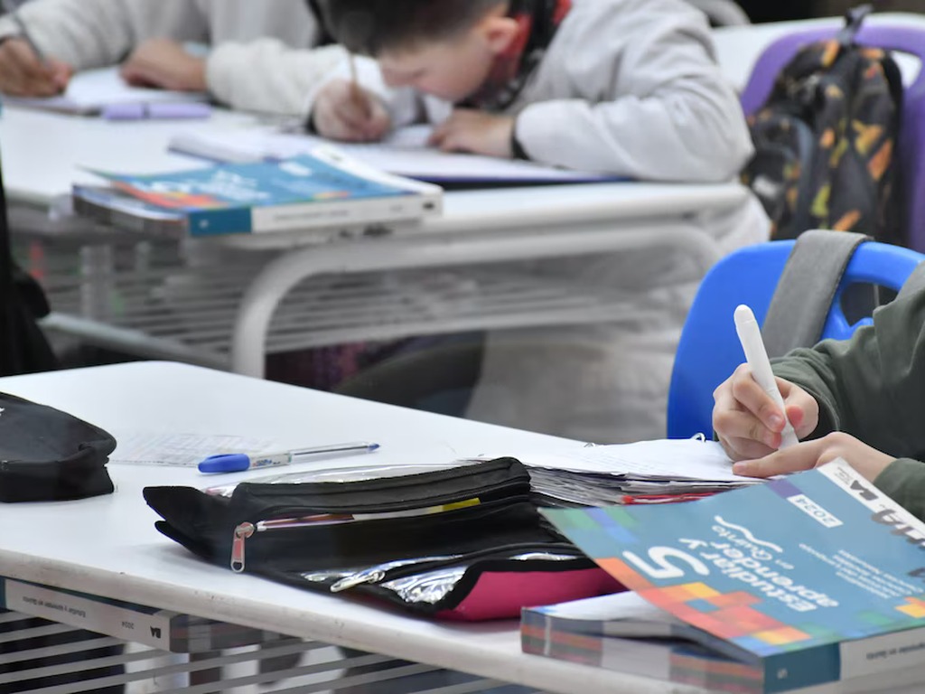 Último día para reclamar por el rechazo del voucher educativo 2025: cómo hacer el trámite online