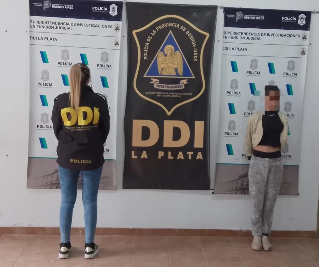 La Plata: cumplía prisión domiciliaria por un accidente de tránsito pero salió a robar, estuvo prófuga y la atraparon