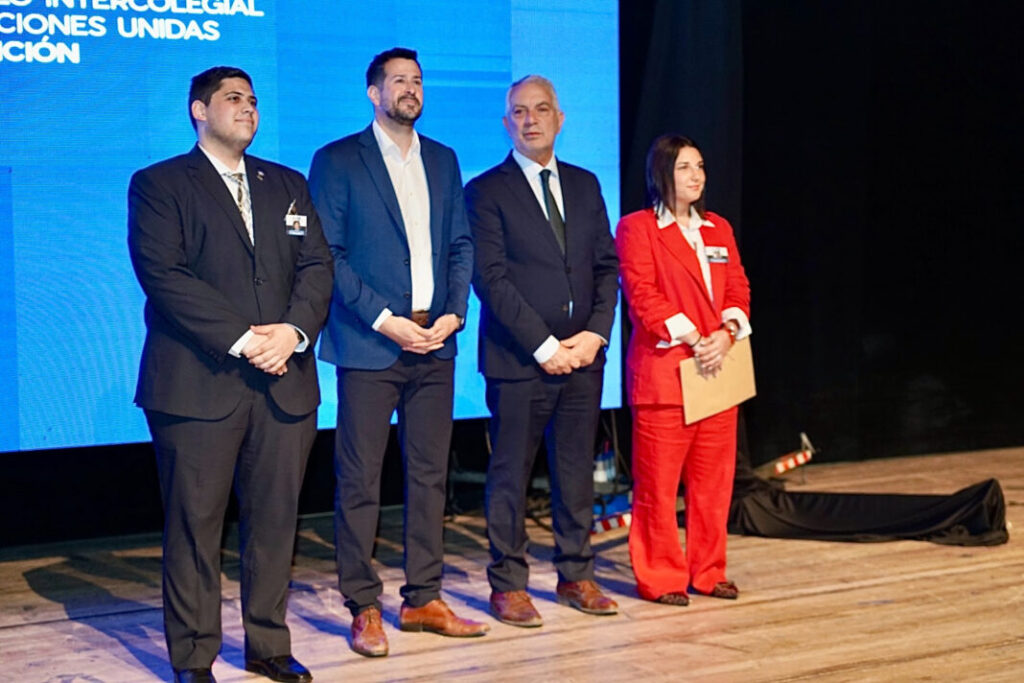 Alak inauguró el Modelo Intercolegial de Naciones Unidas en La Plata con participación récord