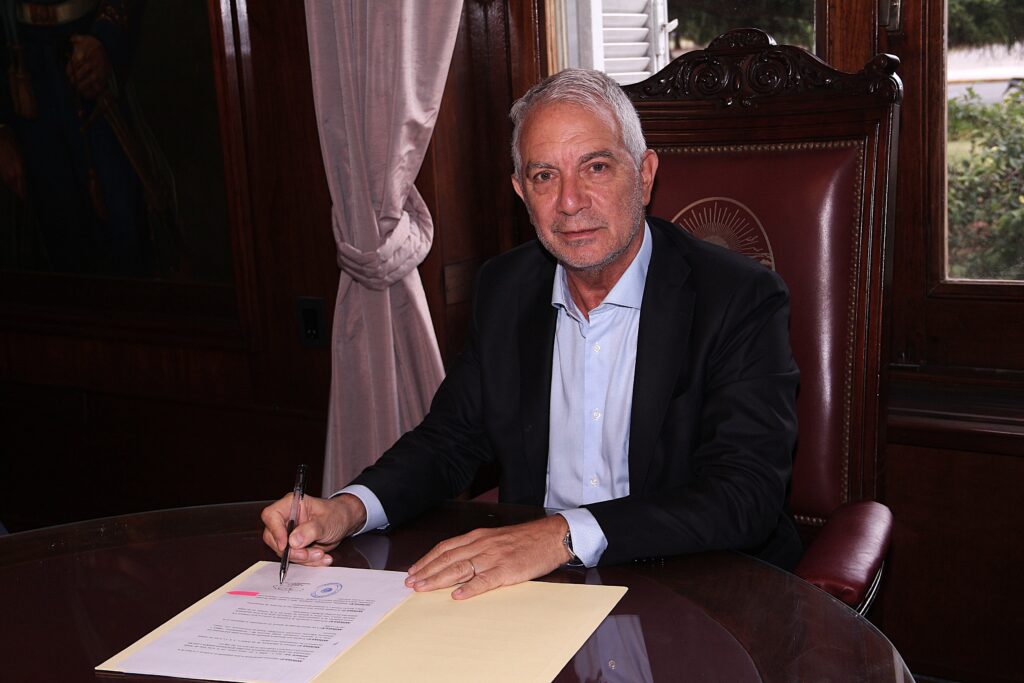 El peronismo de La Plata también selló la unidad detrás de Julio Alak