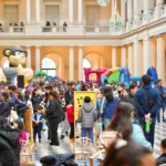 Agenda cultural en La Plata: teatro, cine, poesía, expediciones y propuestas para disfrutar este viernes